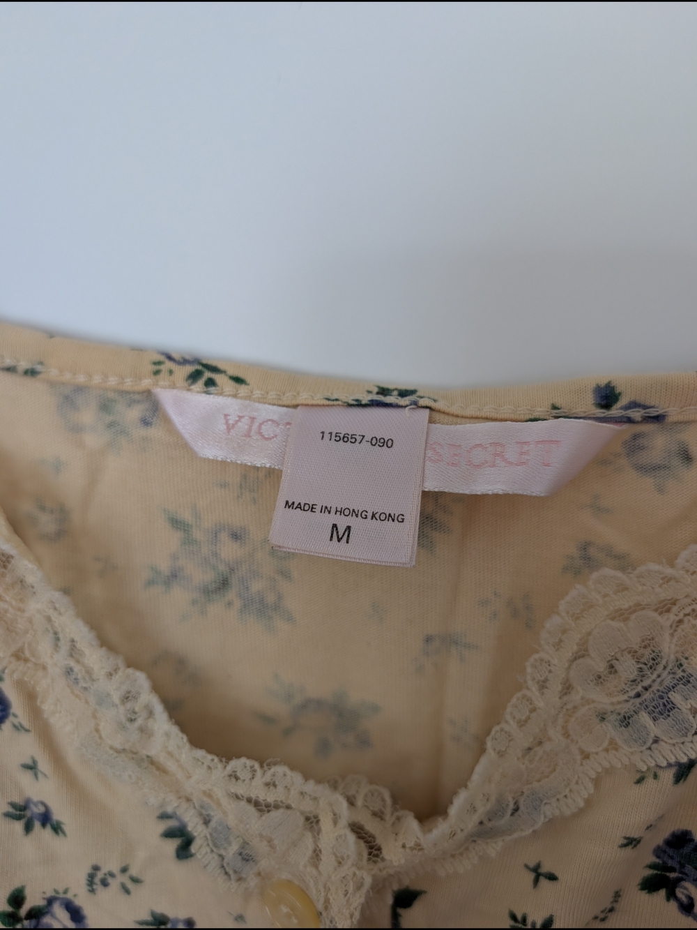 Victoria Secret Floral Lace-Trim Slip Dress in Yellow Size Medium - Picture 4 of 6